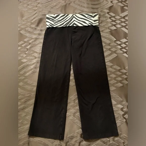 Victoria’s Secret PINK size XS black cropped leggings - Picture 1 of 3